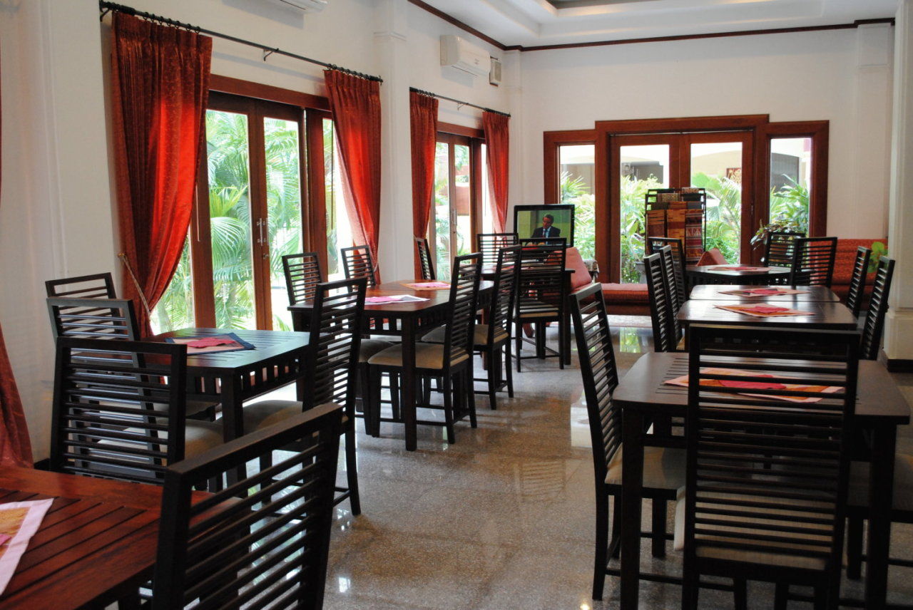 Vayakorn Inn Vientiane Buitenkant foto
