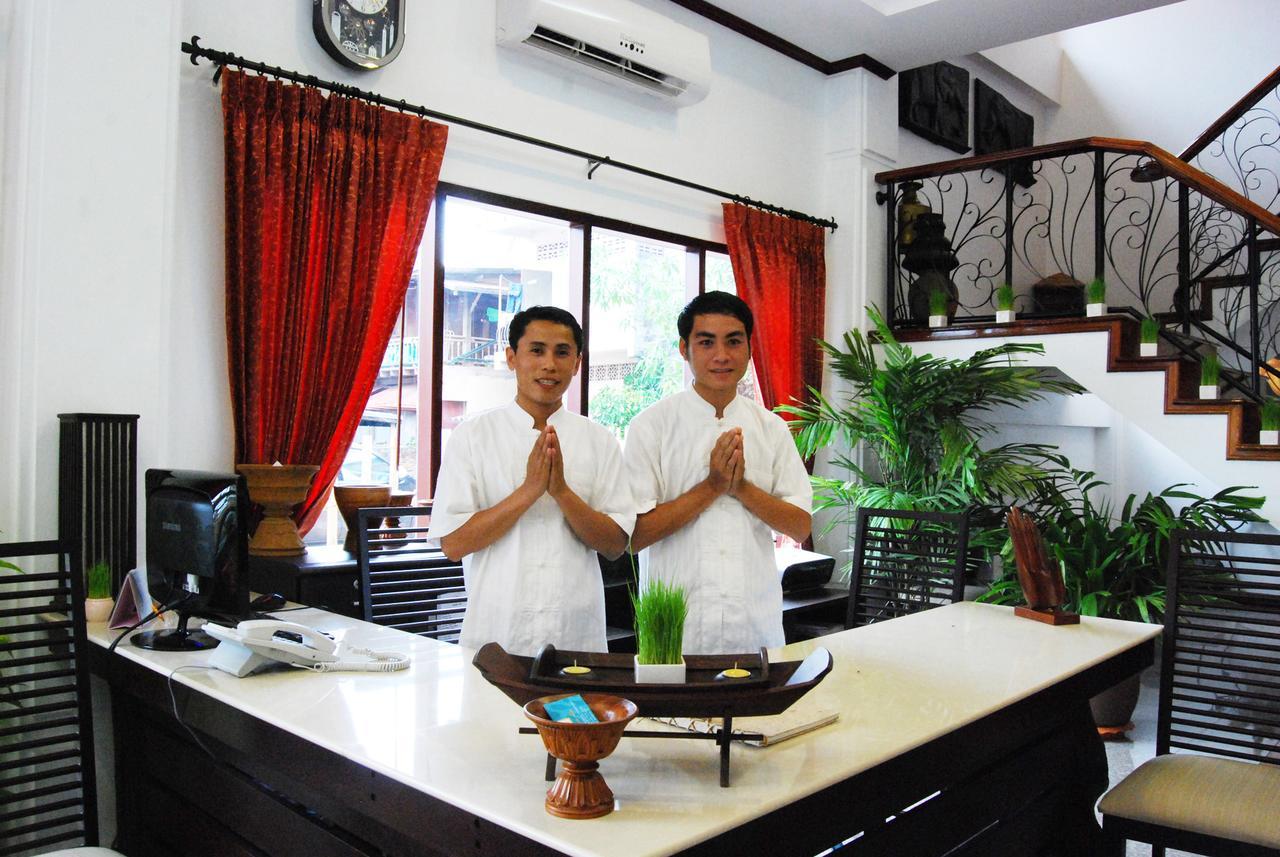 Vayakorn Inn Vientiane Buitenkant foto